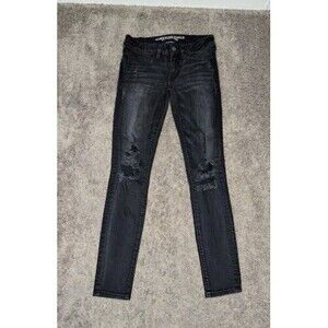 American Eagle Super Stretch Distressed Jegging Size 2 Black